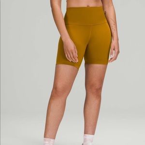Lululemon NWT Wunder Train Short 6” Gold Spice Sz 8